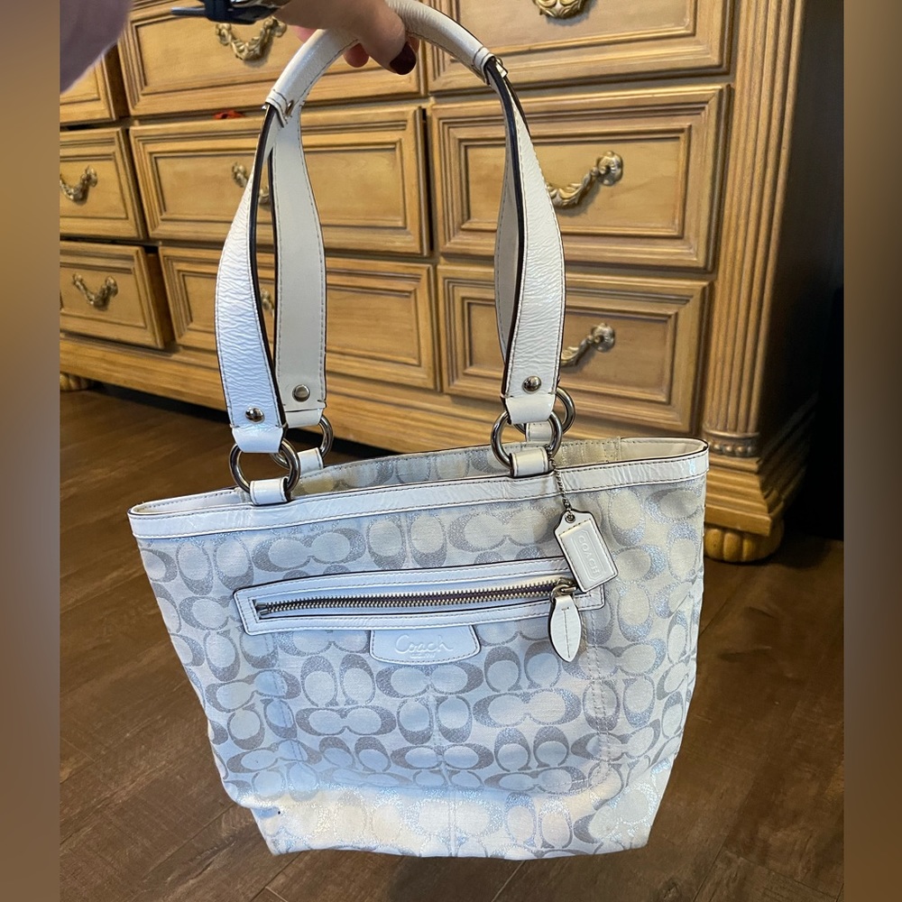 White Coach shoulder bag